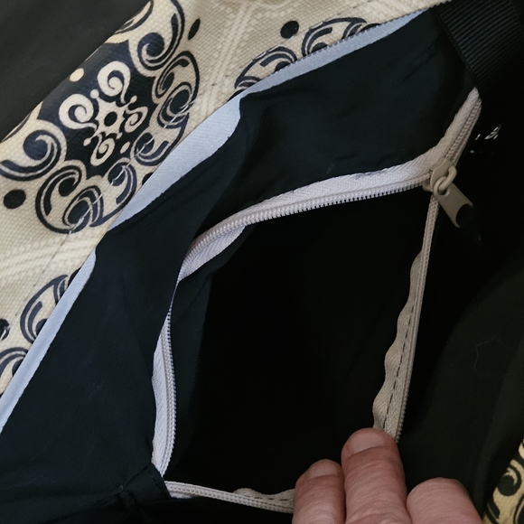 Petunia Pickle bottom diaper bag - Picture 2 of 4